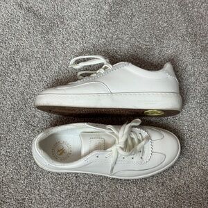 Scotch & Soda Women’s Classic White Plakka Leather Sneaker